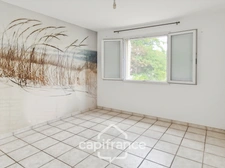 Maison à vendre 4 pièces ROQUEMAURE (30)-107m²-terrain 1540m² avec piscine et grand garage