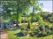 Maison avec vue et jardin arboré - 180m²
