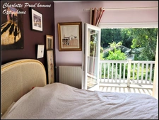 Maison avec vue et jardin arboré - 180m²