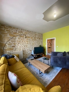 EXCLUSIF Maison en pierres centre village