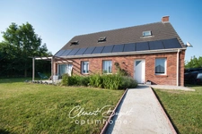 🏡 Maison récente avec 4 chambres, terrain et piscine à Dompierre-sur-Helpe 🌿