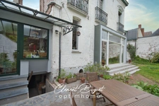 ✨ Hôtel particulier avec parc au pied des fortifications Vauban – Le Quesnoy 🏰🌿