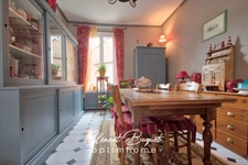 Maison de ville 7 pièces, jardin et dépendance, esprit cottage anglais à LE NOUVION EN THIERACHE (02)