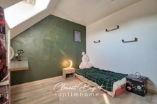🏡 Maison récente avec 4 chambres, terrain et piscine à Dompierre-sur-Helpe 🌿