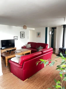 Maison de ville avec terrasse et jardin