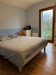 Maison familiale à 5 mns de Laval centre.