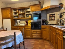 Maison familiale à 5 mns de Laval centre.