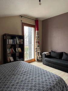 Maison familiale à 5 mns de Laval centre.