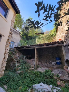 EXCLUSIVITÉ – VIENNE (38200) | MAISON DE VILLE ATYPIQUE DE 160 M² AVEC JARDINS-TERRASSES
