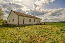 Dpt Moselle (57), à louer MOMERSTROFF maison P5 individuelle , plain pied avec garage et jardin   