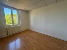Dpt Moselle (57), à louer BOUZONVILLE appartement T4   