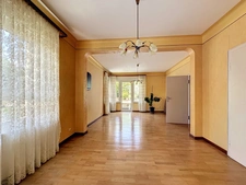 Maison à vendre 8 pièces VARSBERG (57), 2 garages , dépendance et jardin 