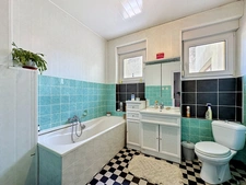 Maison à vendre 8 pièces VARSBERG (57), 2 garages , dépendance et jardin 