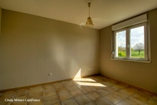 Dpt Moselle (57), à louer MOMERSTROFF maison P5 individuelle , plain pied avec garage et jardin   