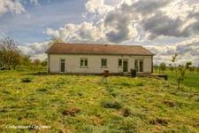 Dpt Moselle (57), à louer MOMERSTROFF maison P5 individuelle , plain pied avec garage et jardin   