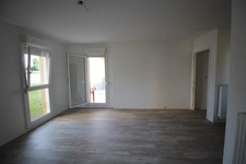 Dpt Moselle (57), à louer BOULAY MOSELLE appartement T2, 1 chambre, 2 balcons    