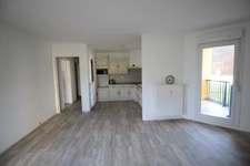 Dpt Moselle (57), à louer BOULAY MOSELLE appartement T2, 1 chambre, 2 balcons    
