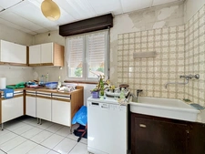 Maison à vendre 8 pièces VARSBERG (57), 2 garages , dépendance et jardin 