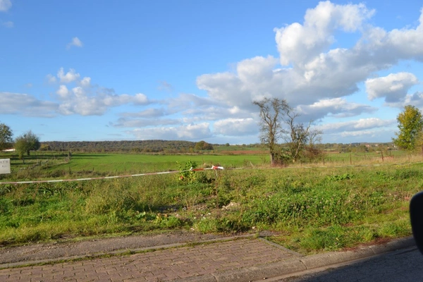 Dpt Moselle (57), à vendre PIBLANGE  Terrain à viabiliser de 617,00 m²