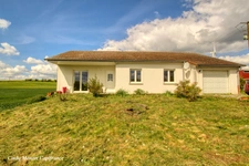 Dpt Moselle (57), à louer MOMERSTROFF maison P5 individuelle , plain pied avec garage et jardin   