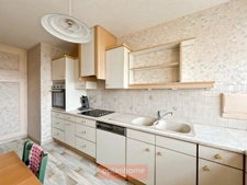 Appartement T4 de 86 m² au dernier étage avec ascenseur, loggias, cave Rennes Villejean