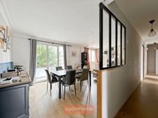 Rennes – Boulevard Léon Bourgeois - Appartement familial lumineux avec balcons, garage et cave, Verdure et commodités à proximité