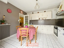 🏡 Maison de plain-pied avec 3 chambres, garage et deux espaces extérieurs – Rennes Sainte-Élisabeth