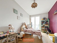 Rennes – Boulevard Léon Bourgeois - Appartement familial lumineux avec balcons, garage et cave, Verdure et commodités à proximité