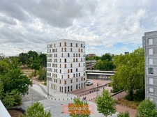 RENNES – LA COURROUZE | T3 RÉCENT – DERNIER ÉTAGE – LOGGIA – PARKING – MÉTRO AU PIED