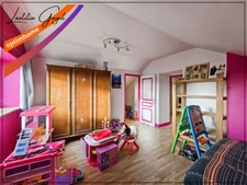 Propriété avec maison 164 m² et grange de 160 m² sur 4 400 m² de terrain – potentiel habitation ou projet