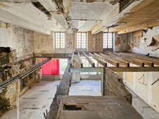 Immeuble à réhabiliter – Environ 500 m² – Centre-ville de Lapalisse