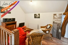 Maison familiale avec vie de plain-pied et grand terrain à vendre à Souvigny