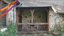 Maison de caractère « Maison du Pèlerin » avec vue sur la prieurale et jardin arboré – Souvigny (03210)