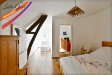 Maison familiale avec vie de plain-pied et grand terrain à vendre à Souvigny