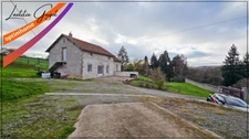 Propriété avec maison 164 m² et grange de 160 m² sur 4 400 m² de terrain – potentiel habitation ou projet