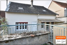Maison à vendre à Souvigny – 83 m², jardin, grenier aménageable et 3 garages
