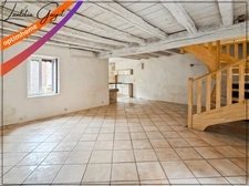 À vendre – Appartement F4 en duplex au cœur de Souvigny (03)