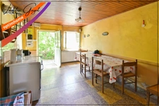 Maison de campagne à vendre à Saint-Léopardin-d’Augy avec dépendances, grange et terrain de 8 200 m²