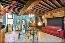 Maison de caractère à vendre à Saint-Menoux – 175m² habitables avec jardin et grenier aménageable