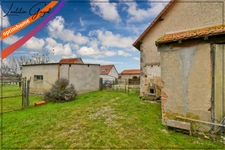 Maison à rénover avec atelier, grange et dépendances – Chemilly (03)