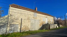 Maison à rénover avec grand terrain – Souvigny (03210)