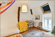 Maison familiale avec vie de plain-pied et grand terrain à vendre à Souvigny