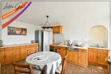 Maison familiale avec vie de plain-pied et grand terrain à vendre à Souvigny