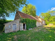 Maison bourbonnaise à rénover à Saint-Hilaire (03) – Grand terrain de 1,5 hectare