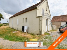 Maison avec dépendances, puits et terrain de 5 780 m² – Cressanges (03)