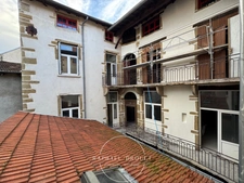 VIENNE – CENTRE-VILLE – T3 EN PLATEAU BRUT – LE CHARME DE L’ANCIEN A NEUF 