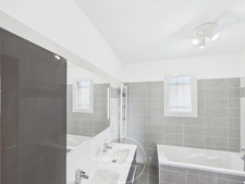 A LOUER MAISON FAMILIALE PLAIN-PIED – 3 CHAMBRES – GARAGE DOUBLE – 1500 M2 DE TERRAIN