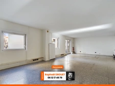 EXCEPTIONNEL - COEUR DE LYON 6 - 370 M2 DE BUREAUX AVEC GARAGES - POSSIBLE LOGEMENTS