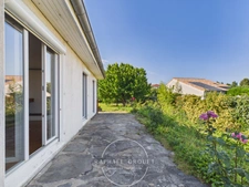 VERNOSC-LÈS- ANNONAY (07) – TERRAIN DE 1180 M2 – MAISON INDIVIDUELLE DE 82 M2 – GARAGE DOUBLE – COMBLES ET SOUS-SOL