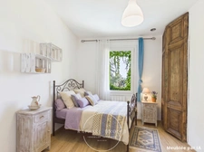 APT (84) – AU CŒUR DU LUBERON - PROPRIÉTÉ DE 208 M² AVEC PISCINE, VUE PANORAMIQUE ET 5 631 M² DE TERRAIN